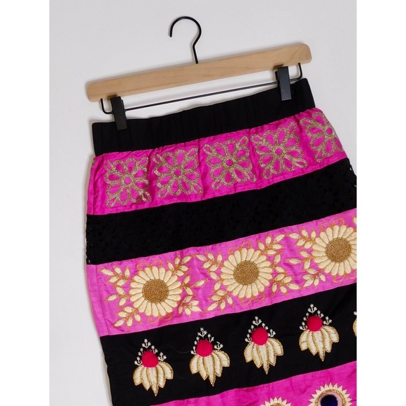 Anthropologie Black and Pink Patterned Skirt - Picture 4 of 15
